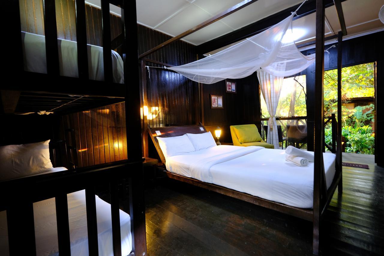 Melina Beach Resort Kampung Genting Exteriér fotografie